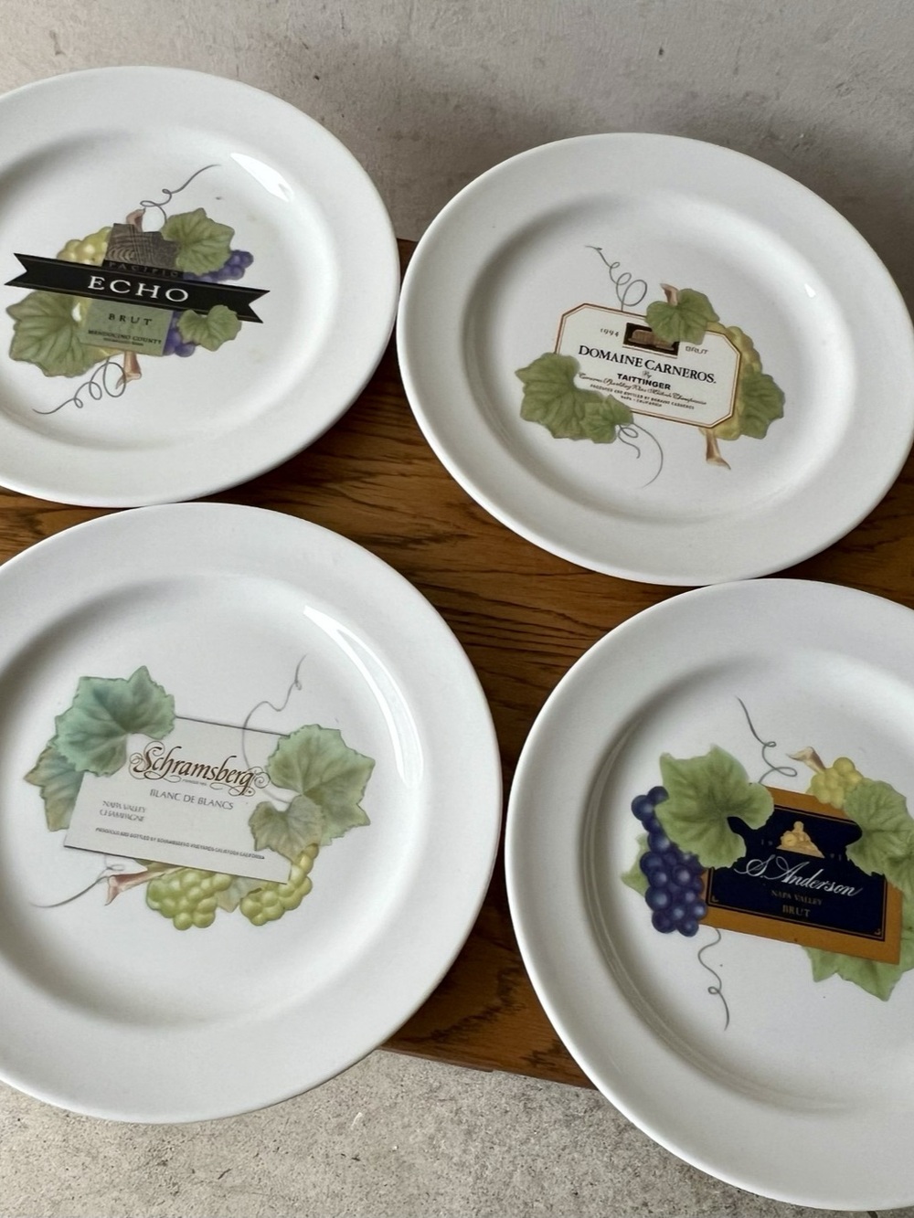 Wedgewood Grand Gourmet Wine Plates 4 Sparkling 4 Still Wine Silver Oak Kistler